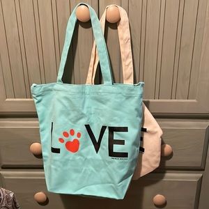 2 NWOT Premier Designs Puppy Love Tote bags